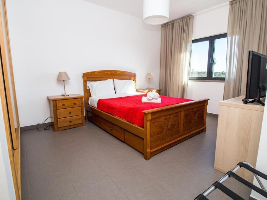 פרה Lake Apartment - Pool And Sea View & Tennis Court & Bbq מראה חיצוני תמונה