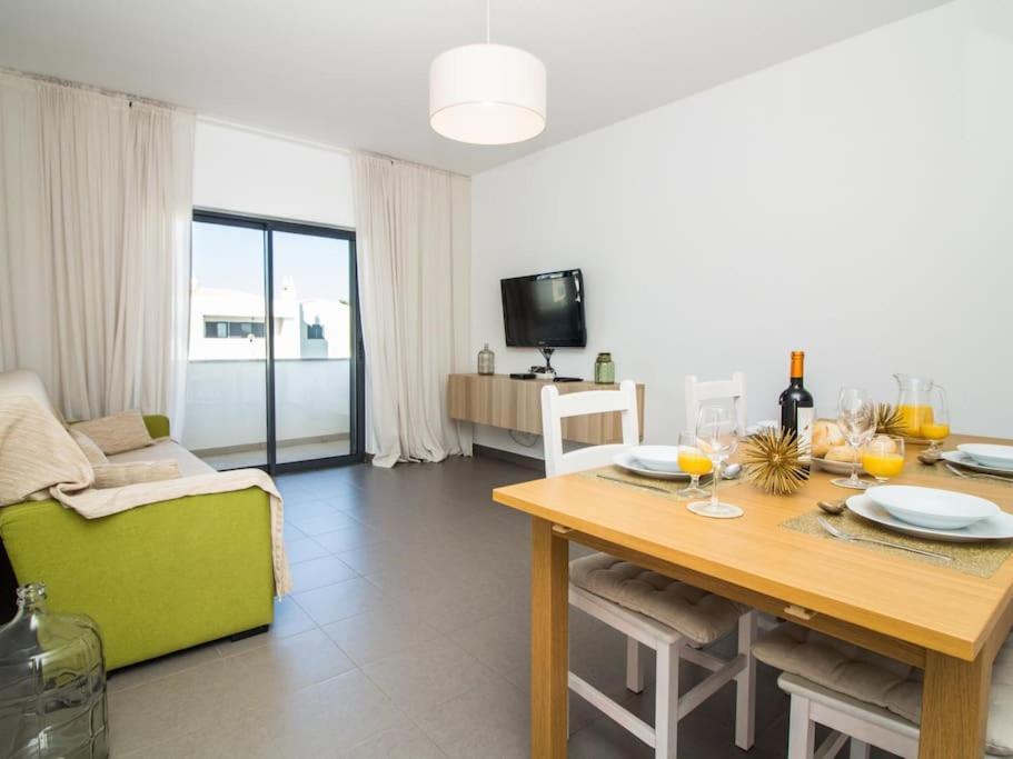 פרה Lake Apartment - Pool And Sea View & Tennis Court & Bbq מראה חיצוני תמונה